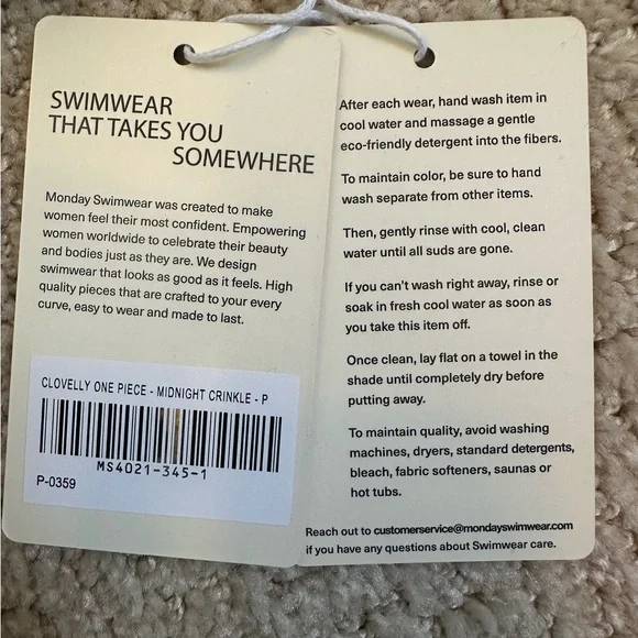 Monday swimwear midnight crinkle - Picture 9 of 9